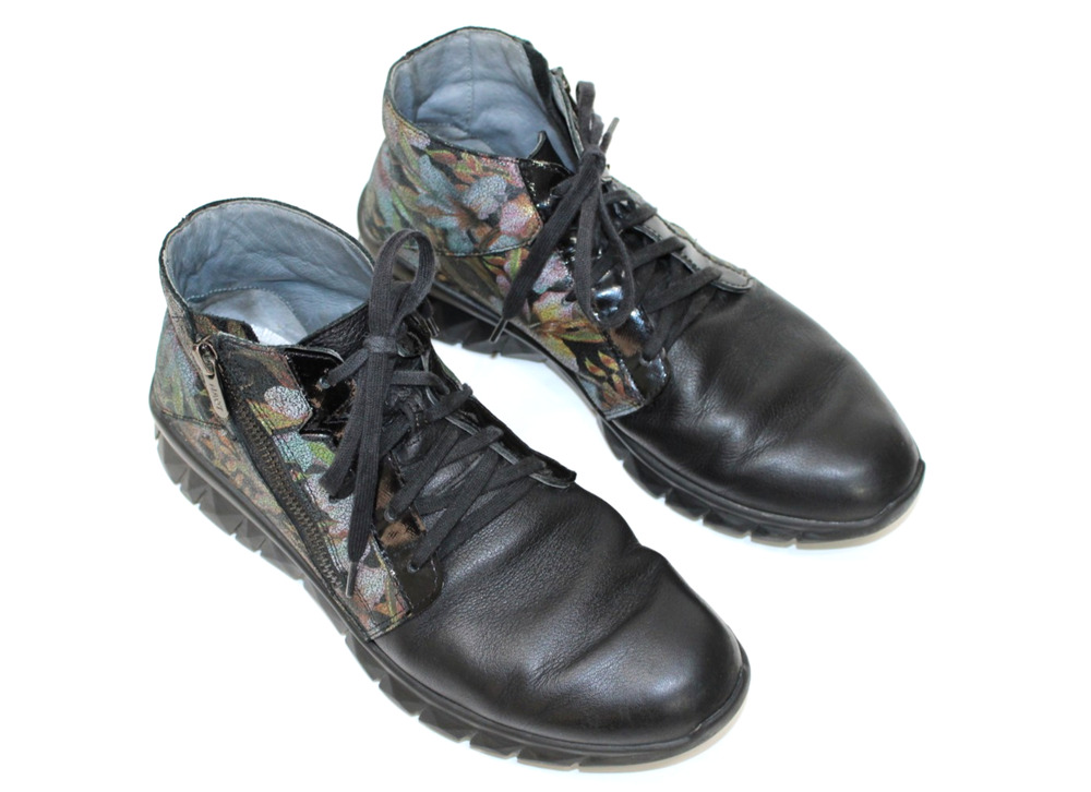 Naot Polaris Black & Floral Boots Booties Size Women's 41 US 10